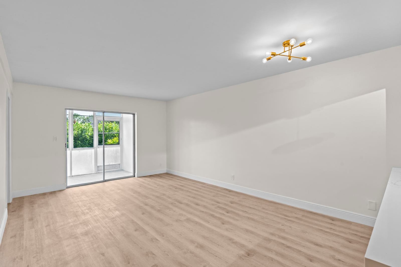 2647 Garden Drive 101 — photo 11