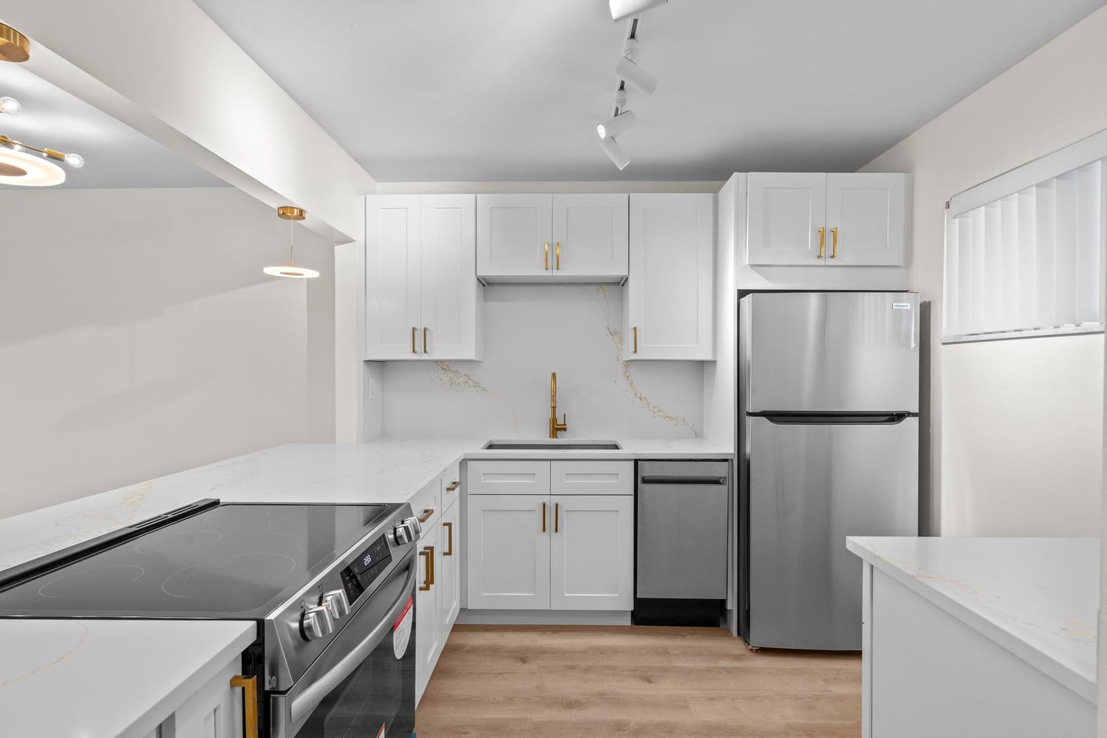 2647 Garden Drive 101 — photo 3