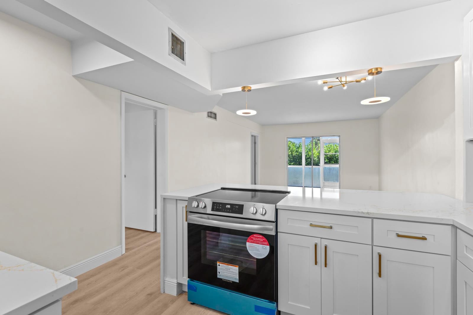 2647 Garden Drive 101 — photo 5