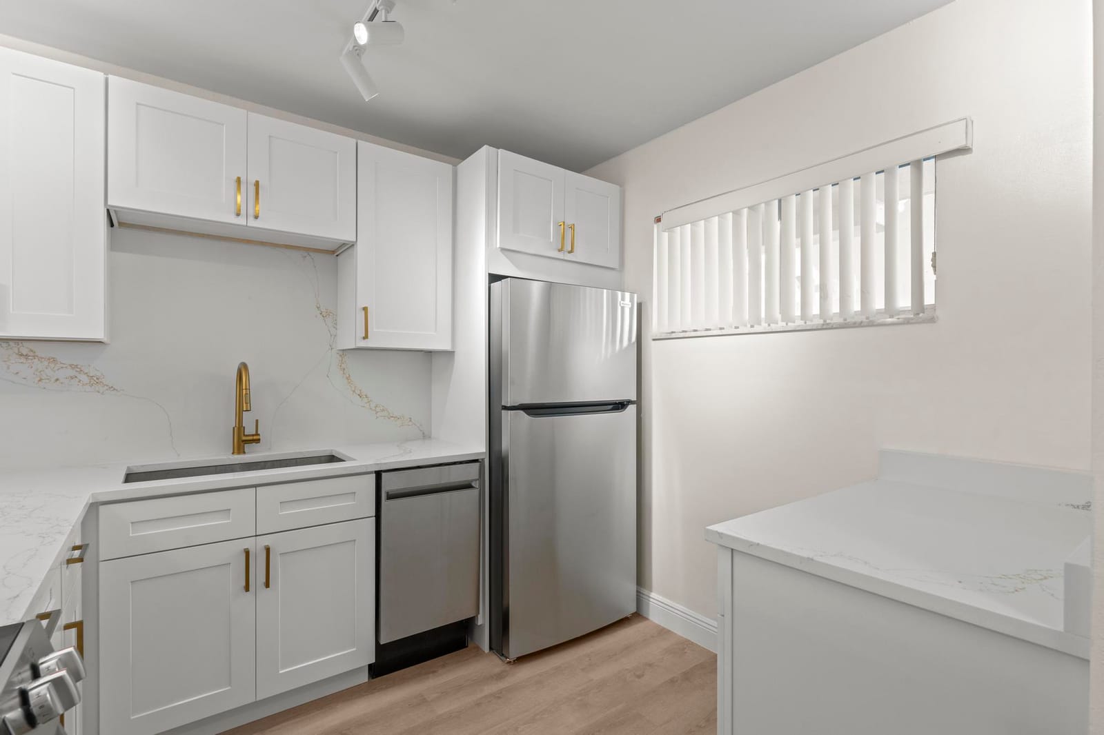 2647 Garden Drive 101 — photo 7