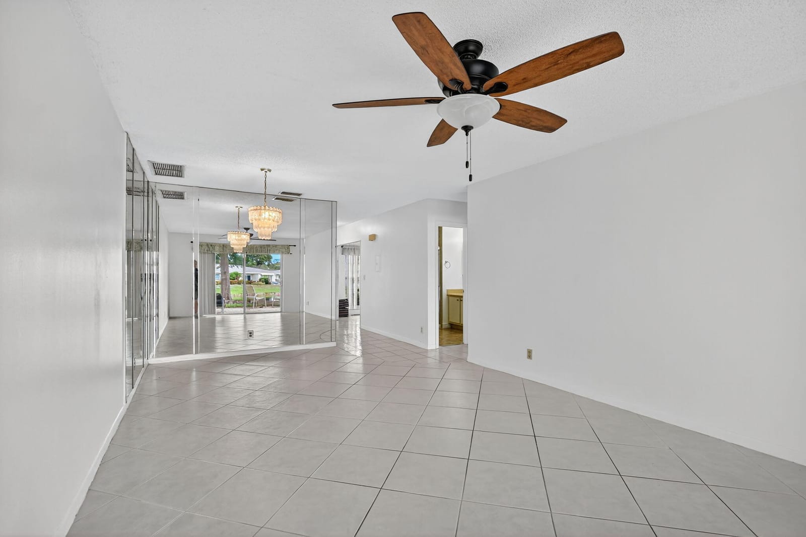 8747 Warwick Drive, Boca Raton, FL 33433 photo 14