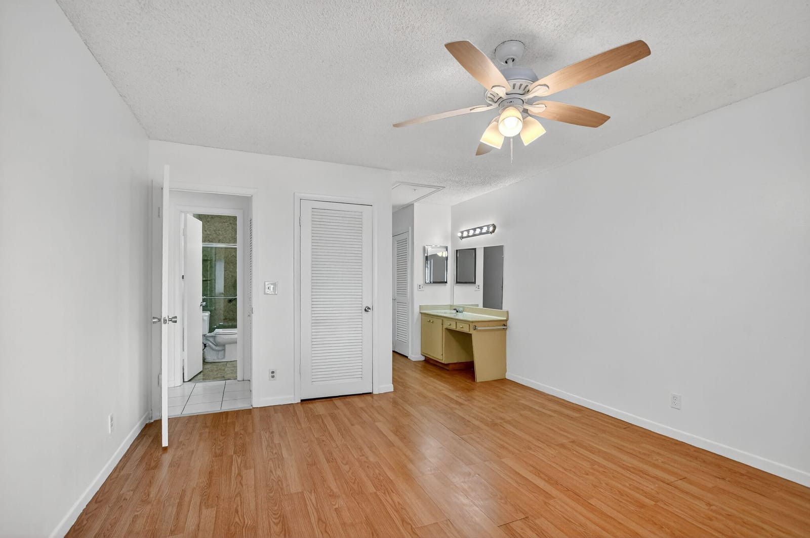 8747 Warwick Drive, Boca Raton, FL 33433 photo 22