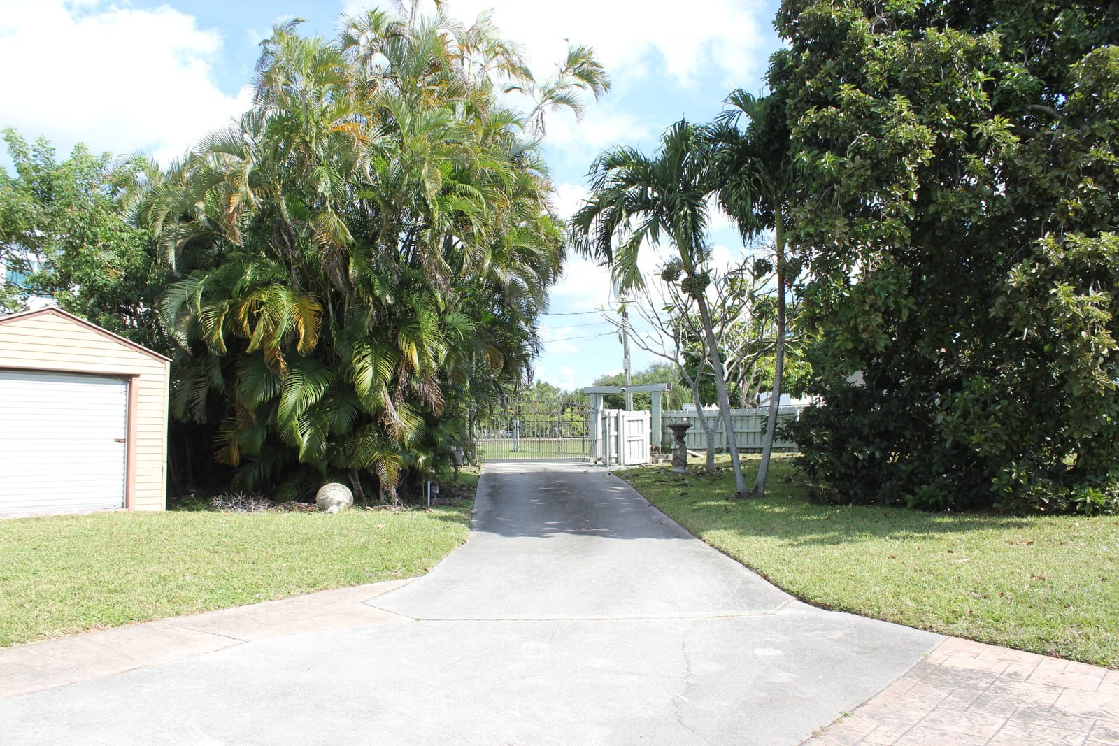 4981 Serafica Drive, Lake Worth, FL 33461 photo 2