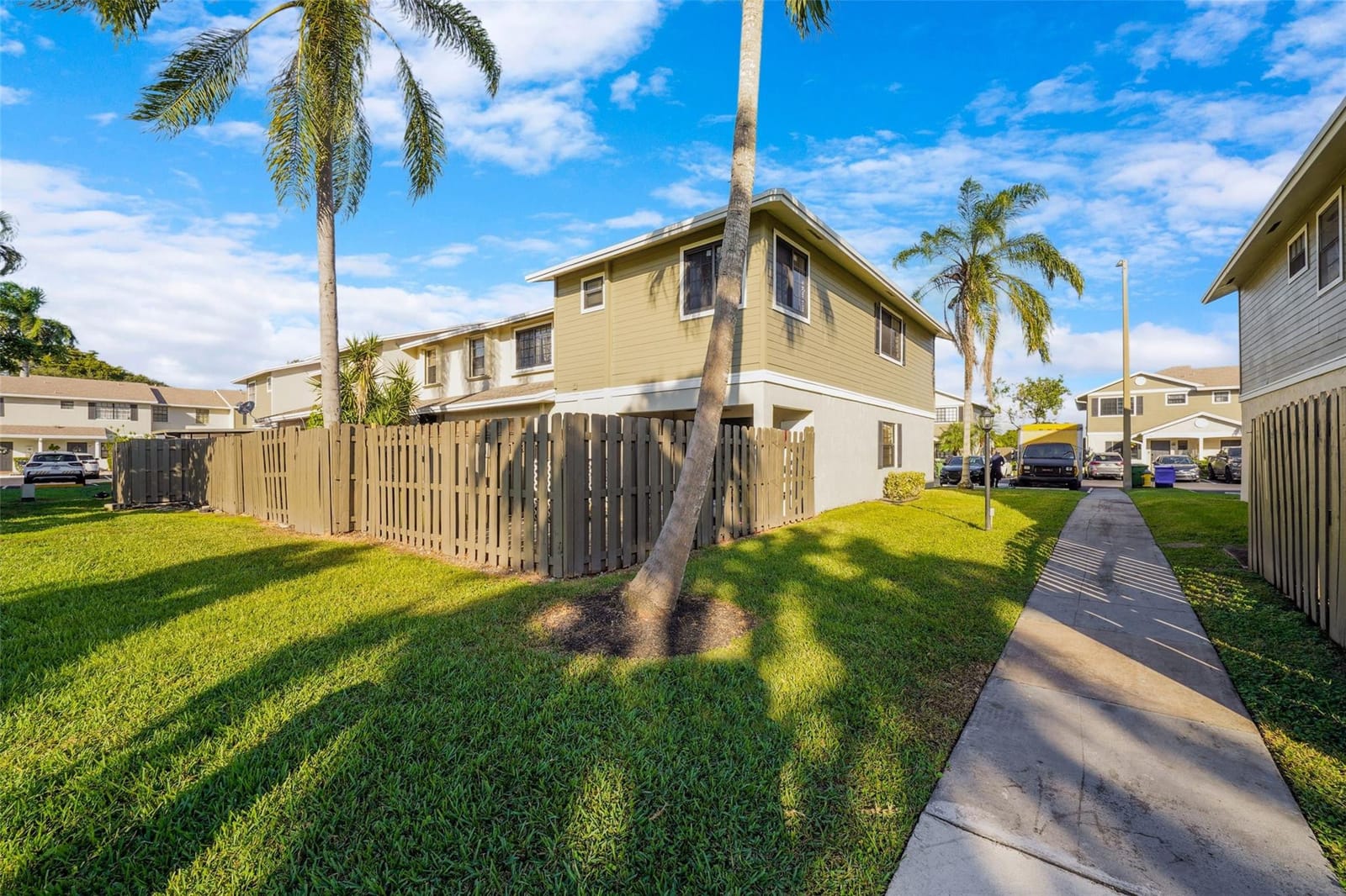 1030 NW 107th Avenue 1030, Pembroke Pines, FL 33026 photo 27