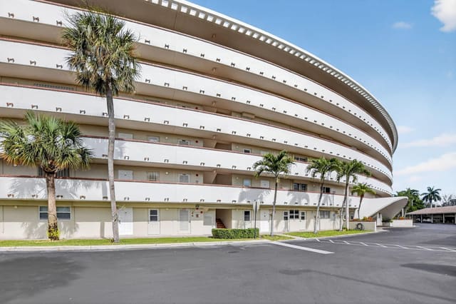 1319 E Hillsboro Boulevard 110, Deerfield Beach, FL 33441