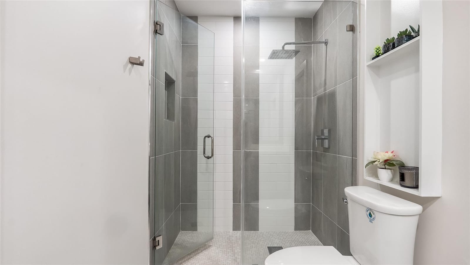 10215 NW 80th Drive — photo 7