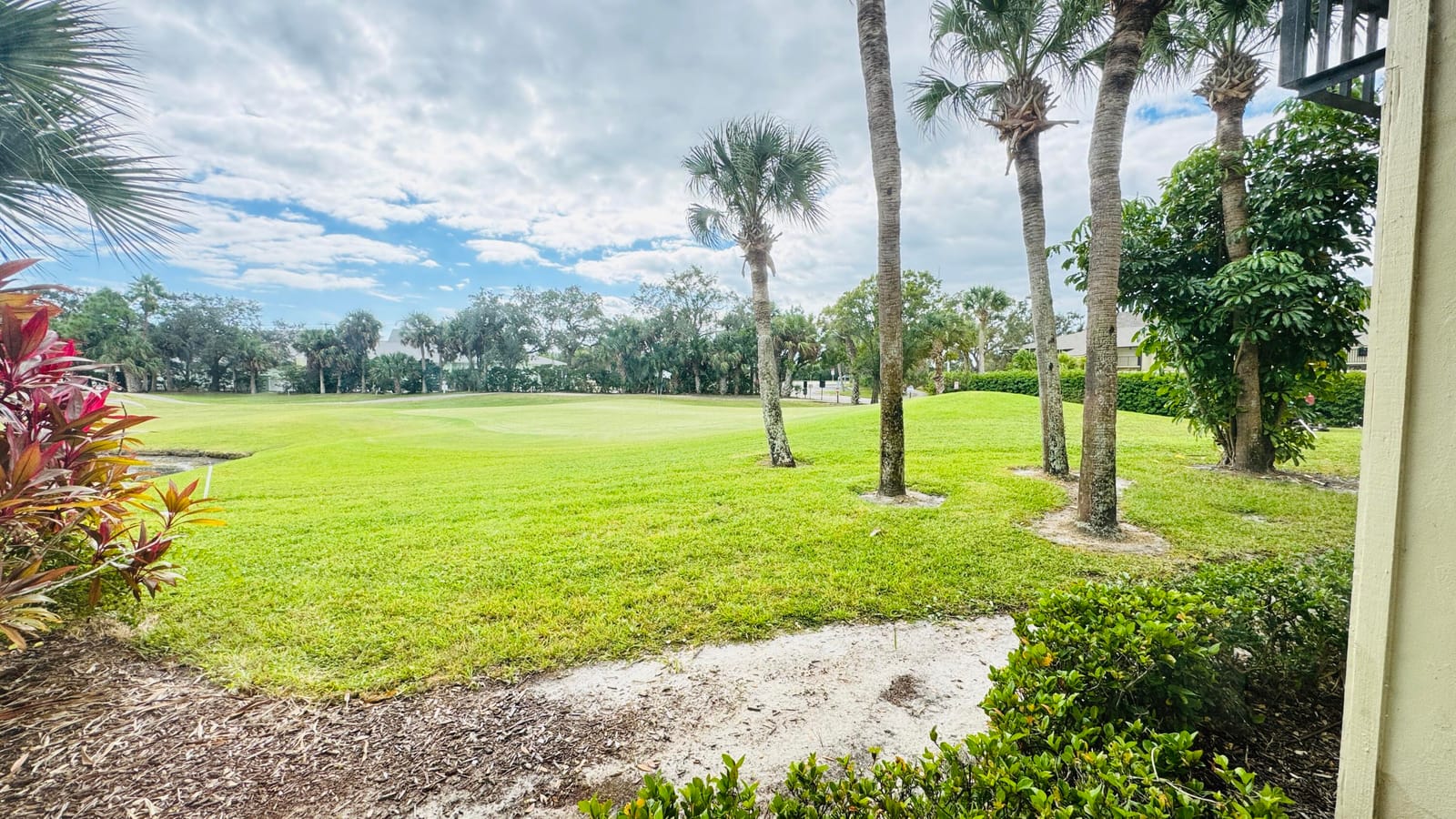 44 Plantation Drive 102, Vero Beach, FL 32966 photo 13