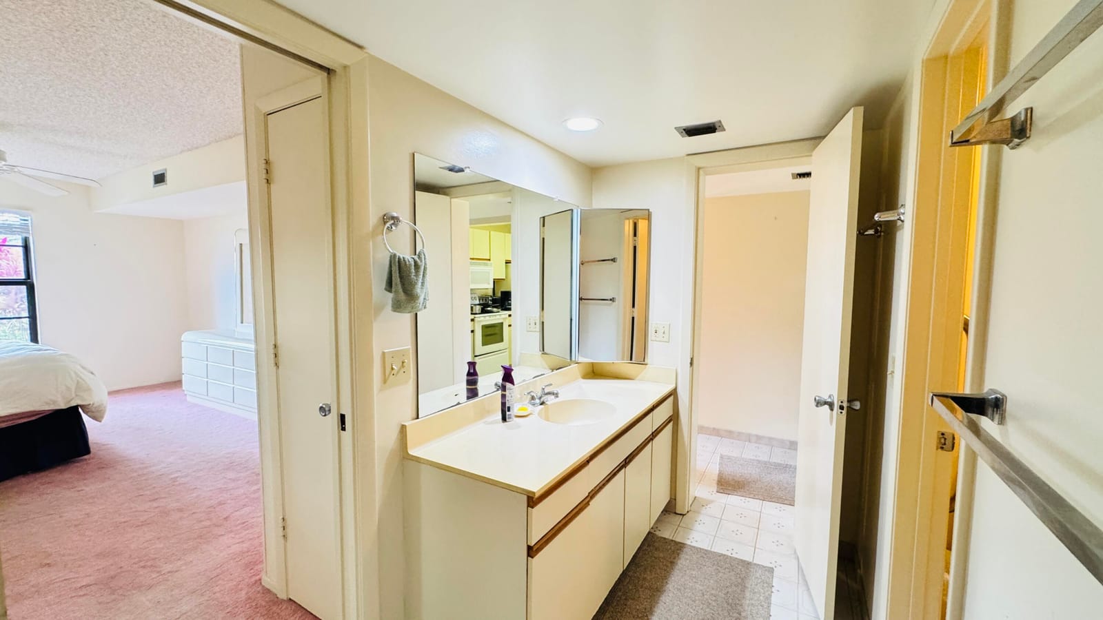 44 Plantation Drive 102, Vero Beach, FL 32966 photo 10