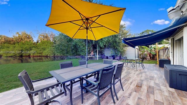 105 N 31st Avenue, Hollywood, FL 33021