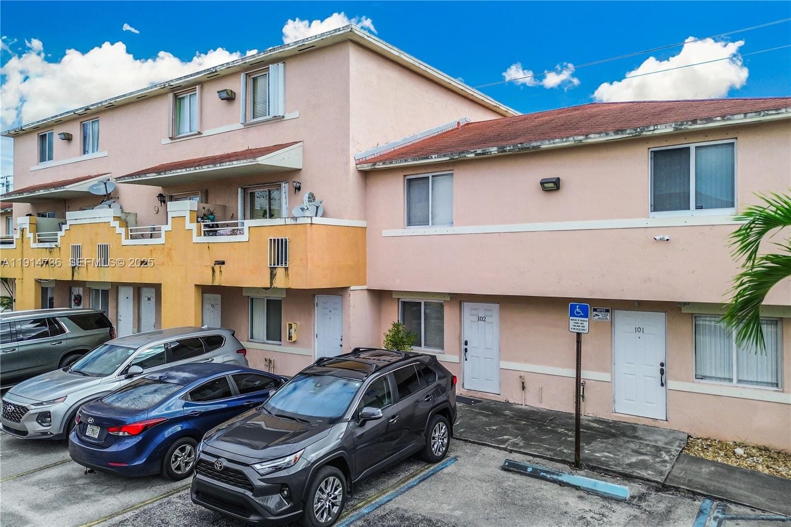25 W 11th Street 102, Hialeah, FL 33010