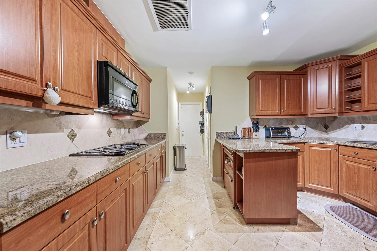 900 Cypress Terrace V 61, Pompano Beach, FL 33069 photo 18
