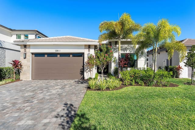 12502 Solana Bay Circle, sold in Solana Bay At Avenir, Palm Beach Gardens, FL