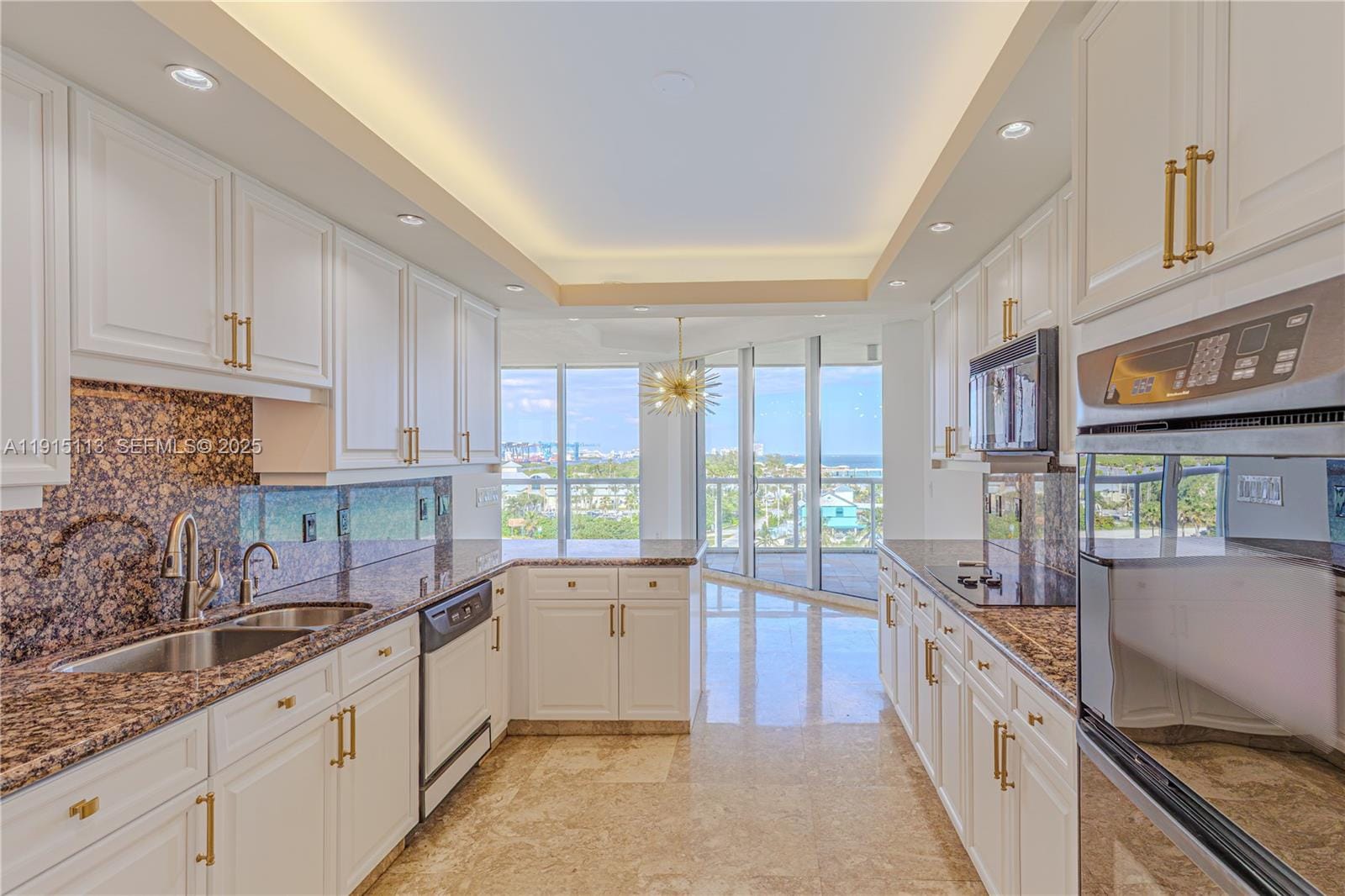 6051 N Ocean Drive 704 — photo 8