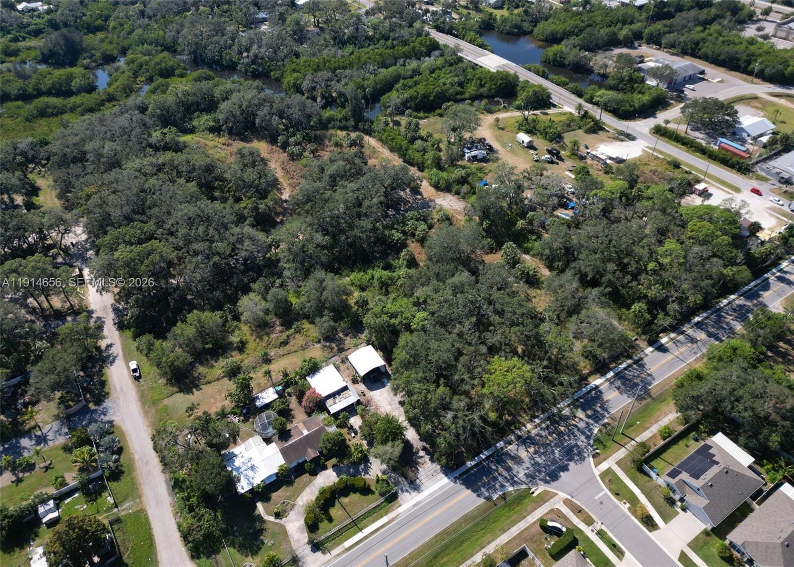 301 E Shell Point Road, Tampa, FL 33570 photo 16