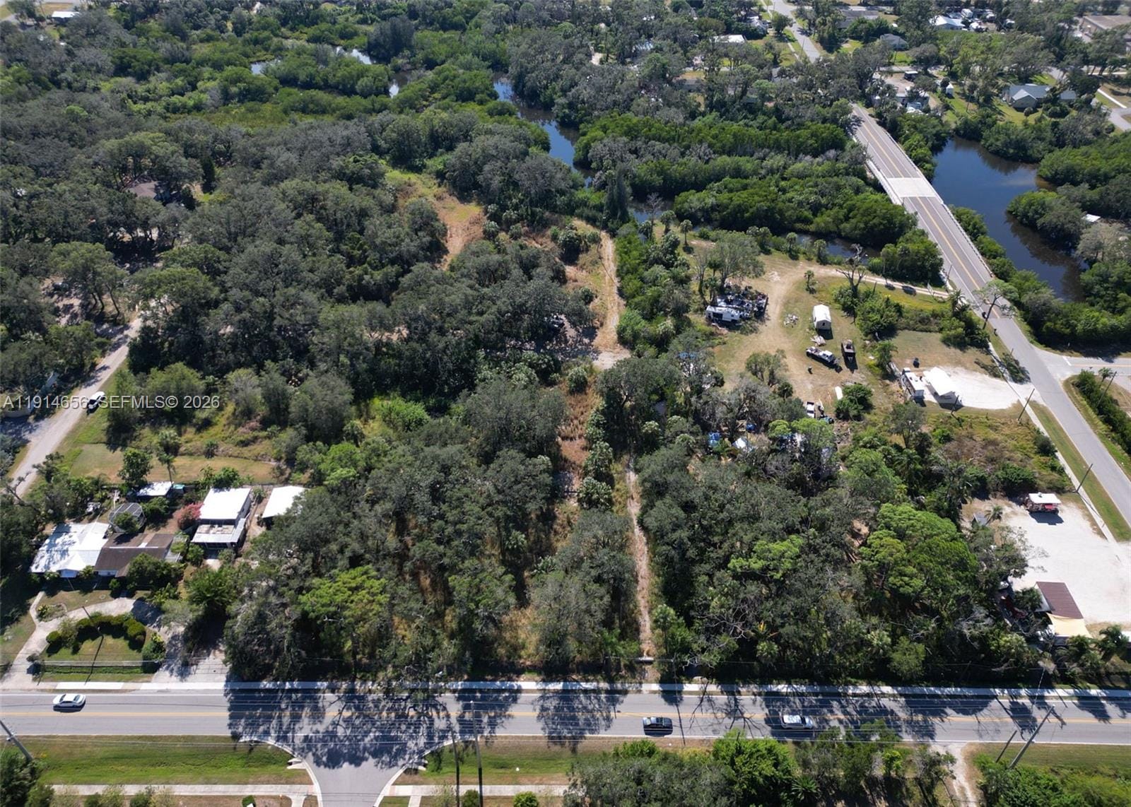 301 E Shell Point Road, Tampa, FL 33570 photo 17