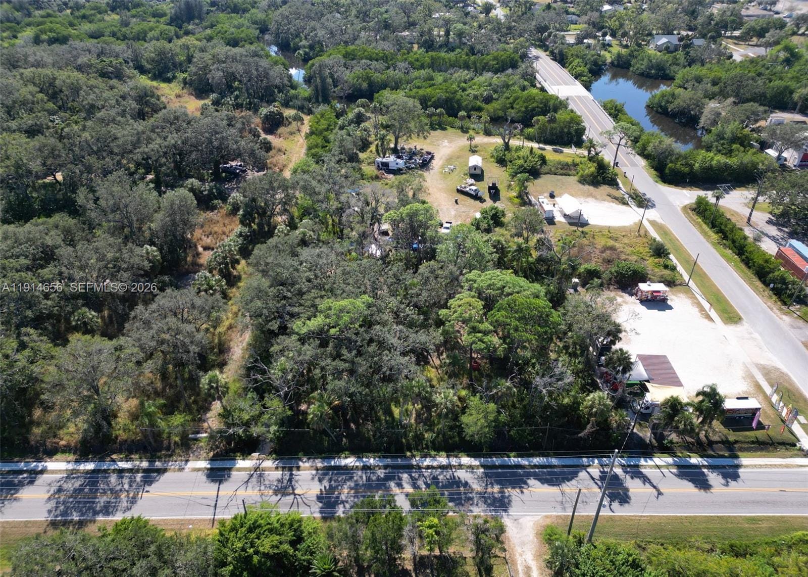 301 E Shell Point Road, Tampa, FL 33570 photo 25