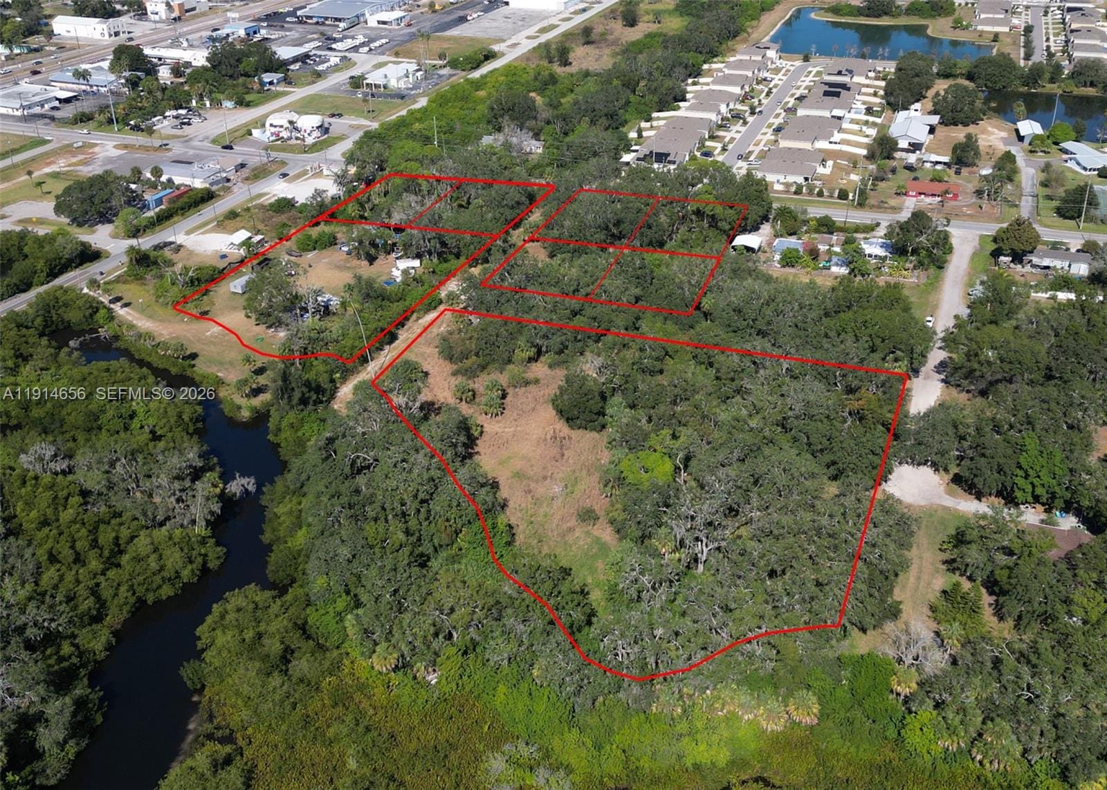 301 E Shell Point Road, Tampa, FL 33570 photo 7