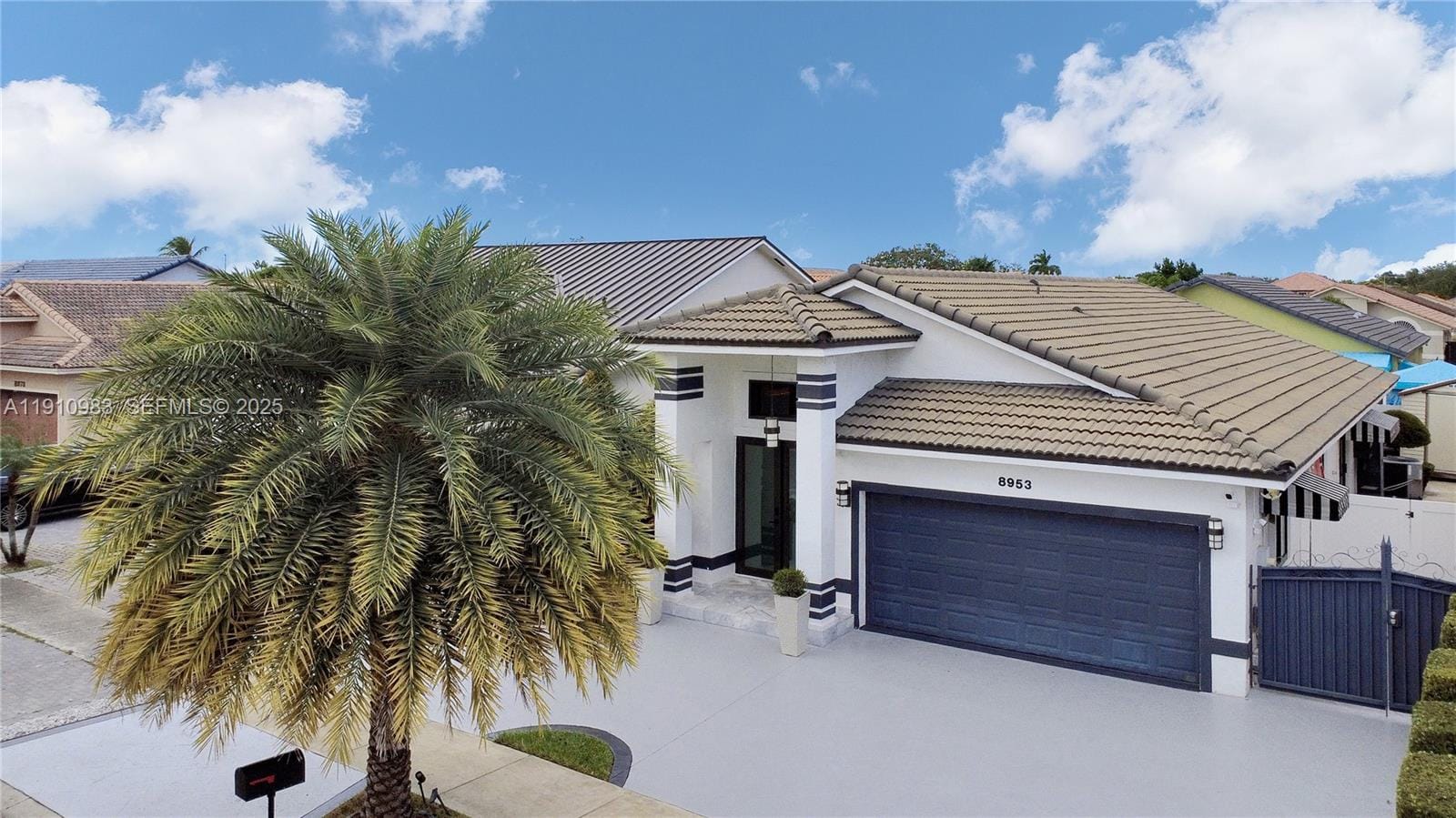 8953 NW 147th Terrace, Miami Lakes, FL 33018 photo 2