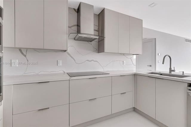 20379 W Country Club Drive 1233, Aventura, FL 33180