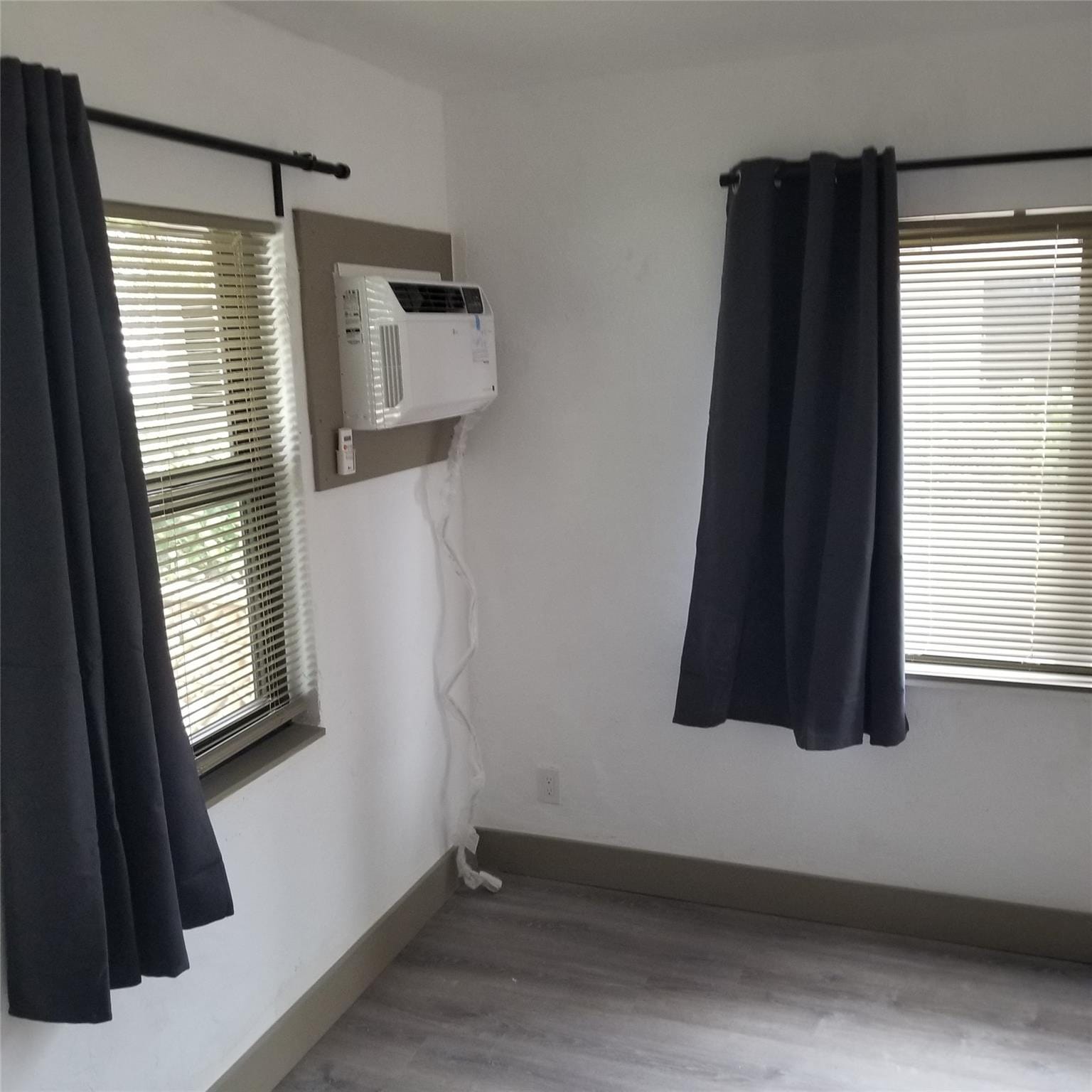 803 NE 8th Street, Hallandale Beach, FL 33009 photo 13