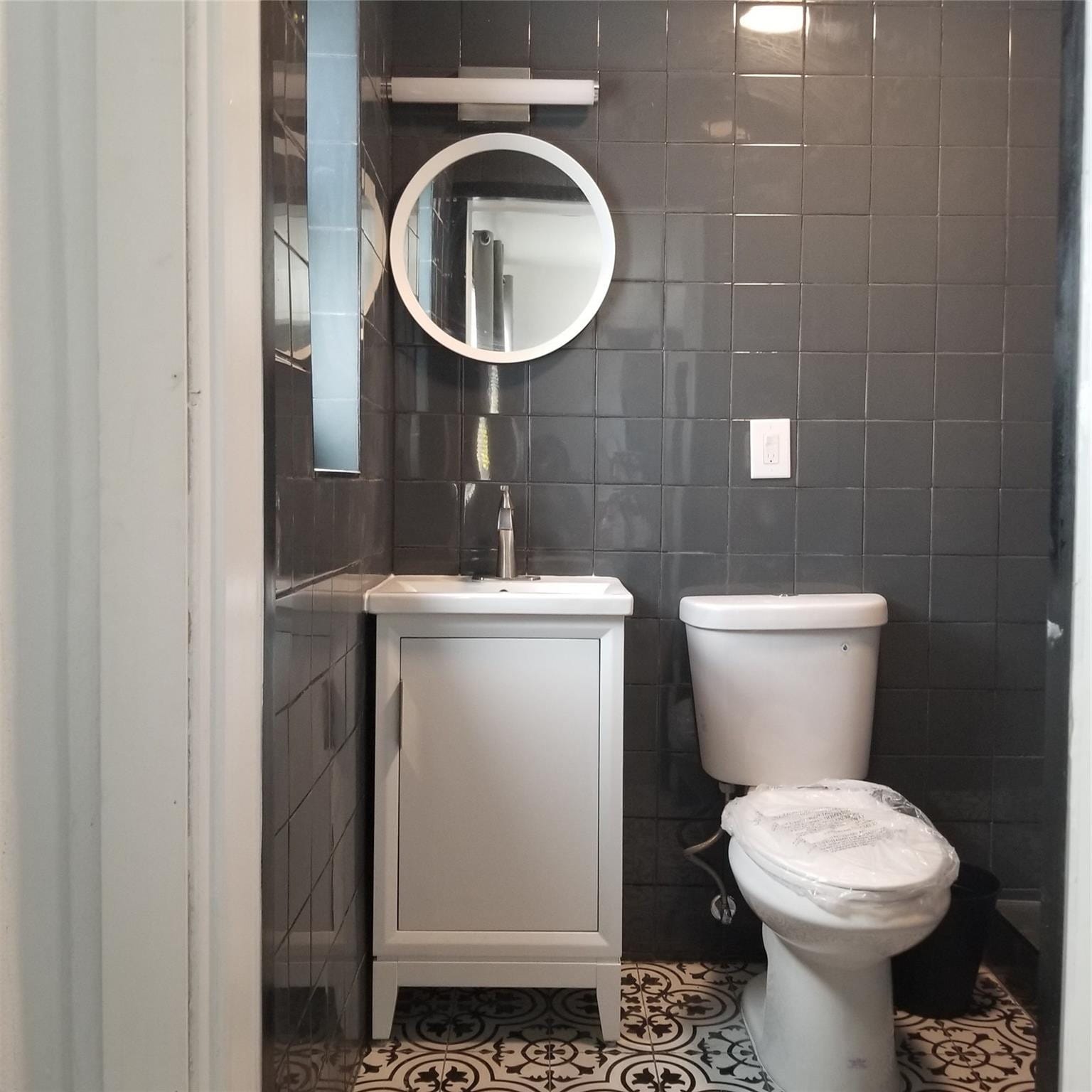 803 NE 8th Street, Hallandale Beach, FL 33009 photo 25