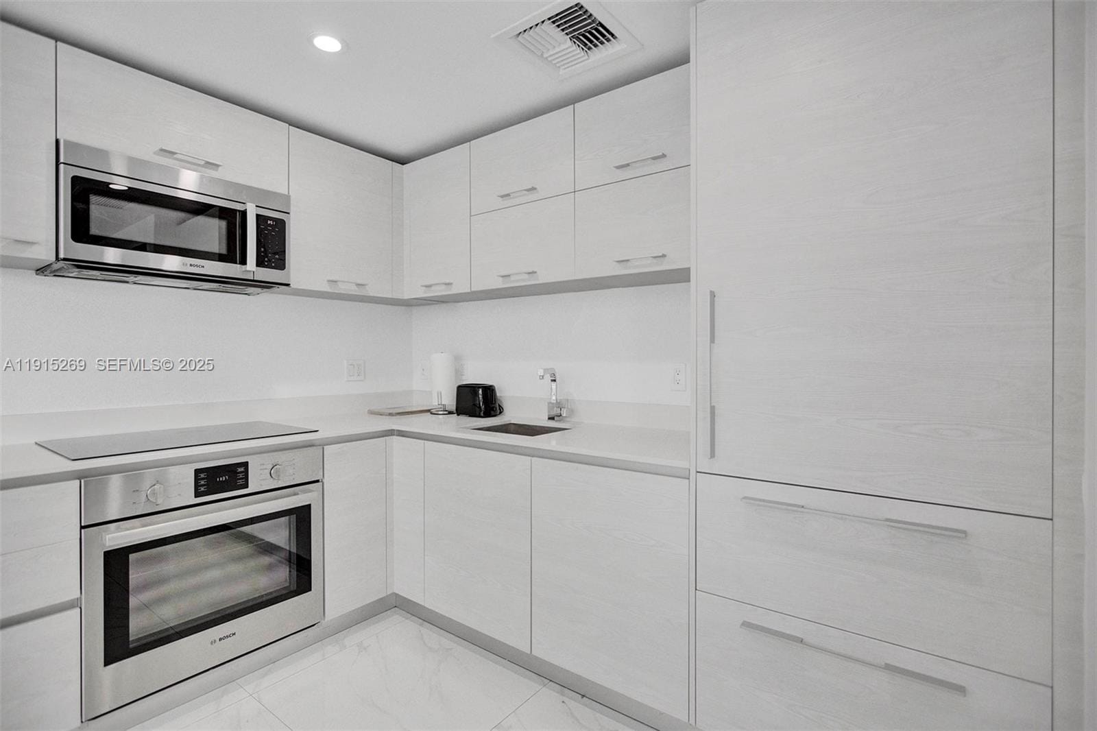 1300 S Miami Avenue 1407 — photo 7