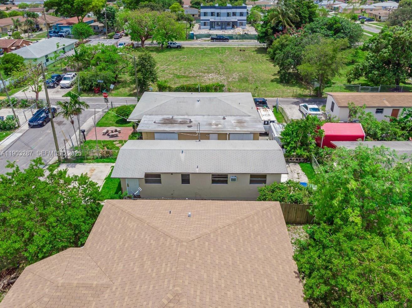 805 NW 3rd Terrace 1, Hallandale Beach, FL 33009, Hallandale Beach