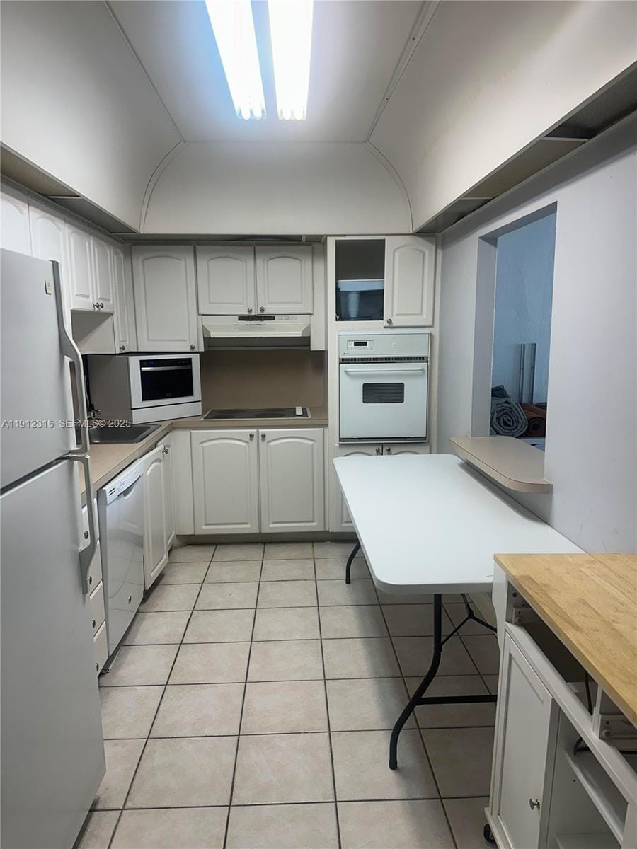 19390 Collins Avenue 1019 — photo 3