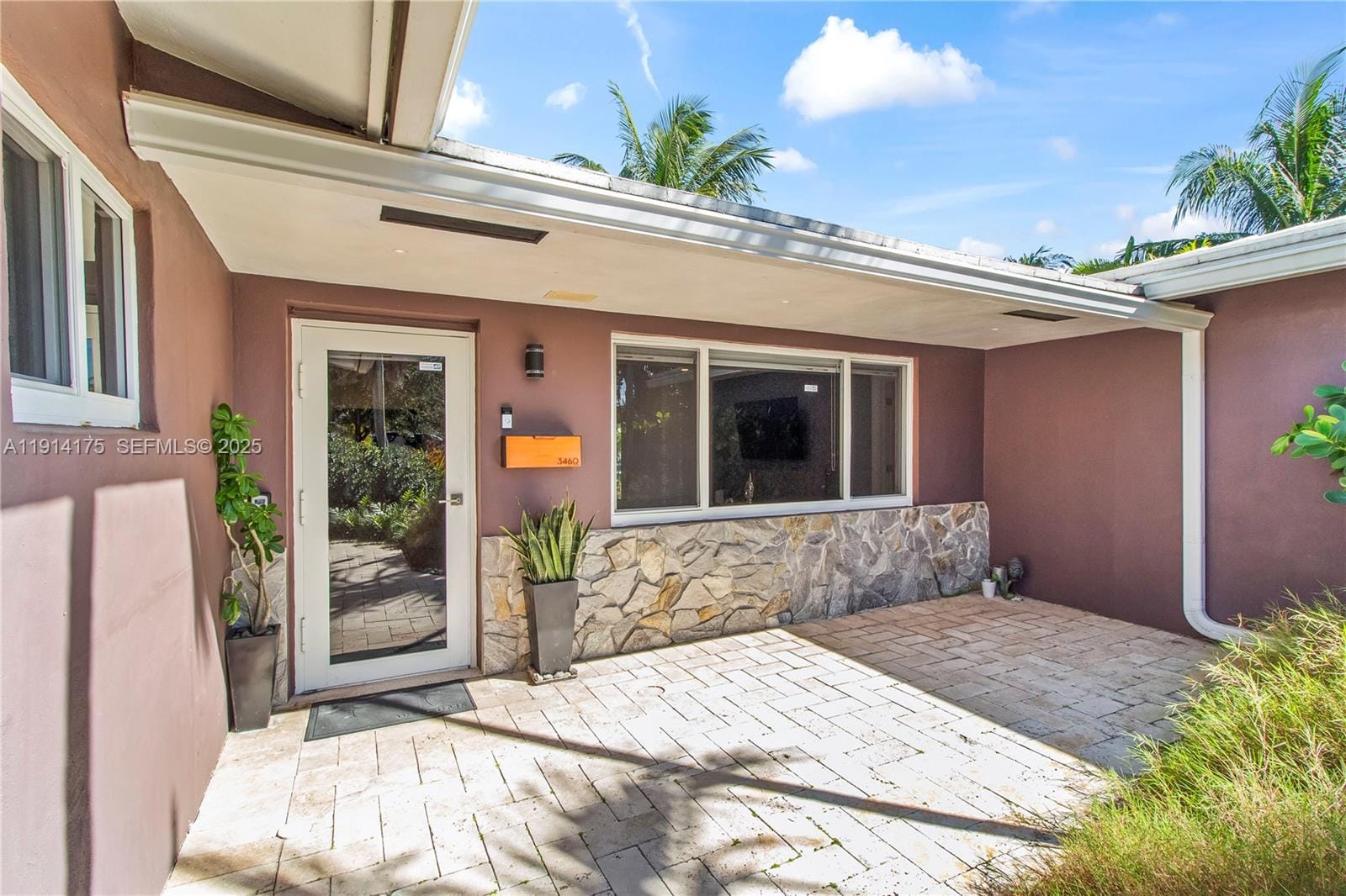 3460 NE 17th Way, Oakland Park, FL 33334 photo 4