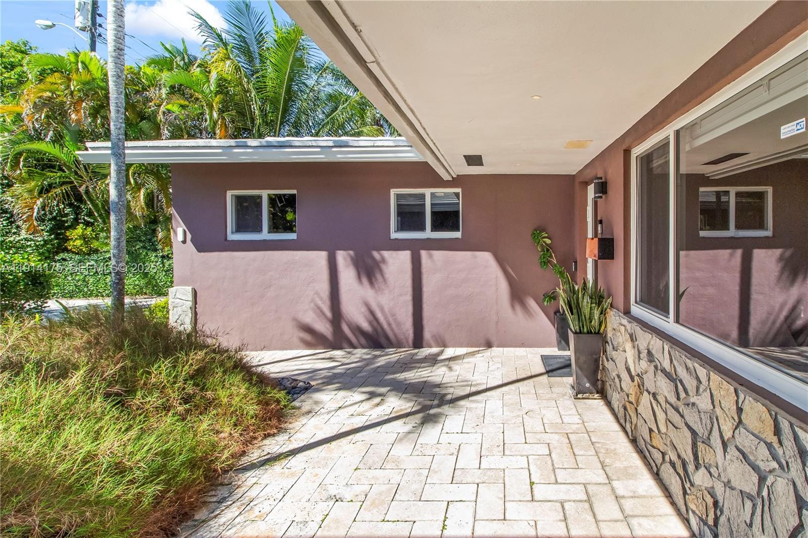 3460 NE 17th Way, Oakland Park, FL 33334 photo 5
