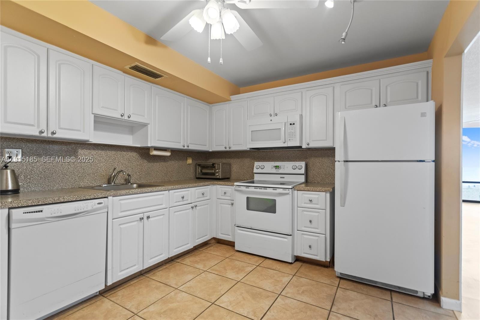 1600 S Ocean Drive 11H, Hollywood, FL 33019 photo 21
