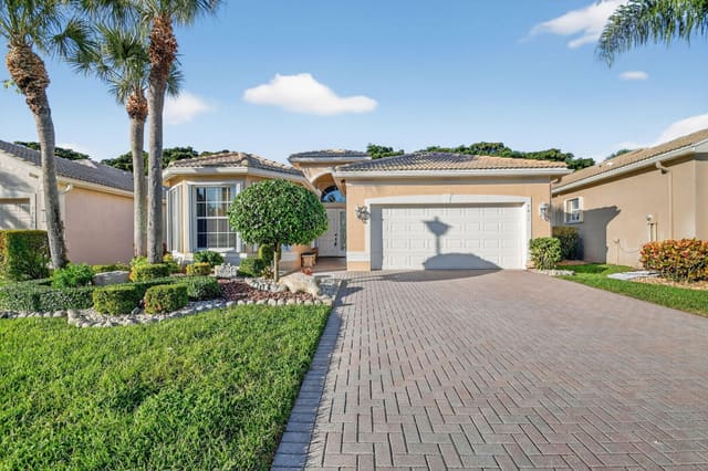 7411 Maple Ridge Trail, Boynton Beach, FL 33437