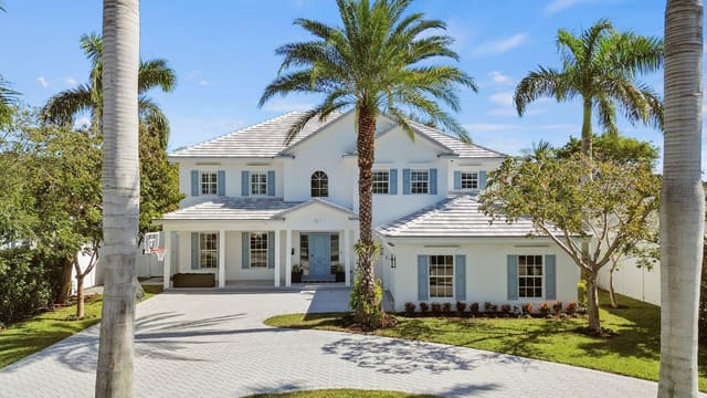527 NW 1st Avenue, sold in Lake Ida, Delray Beach, FL