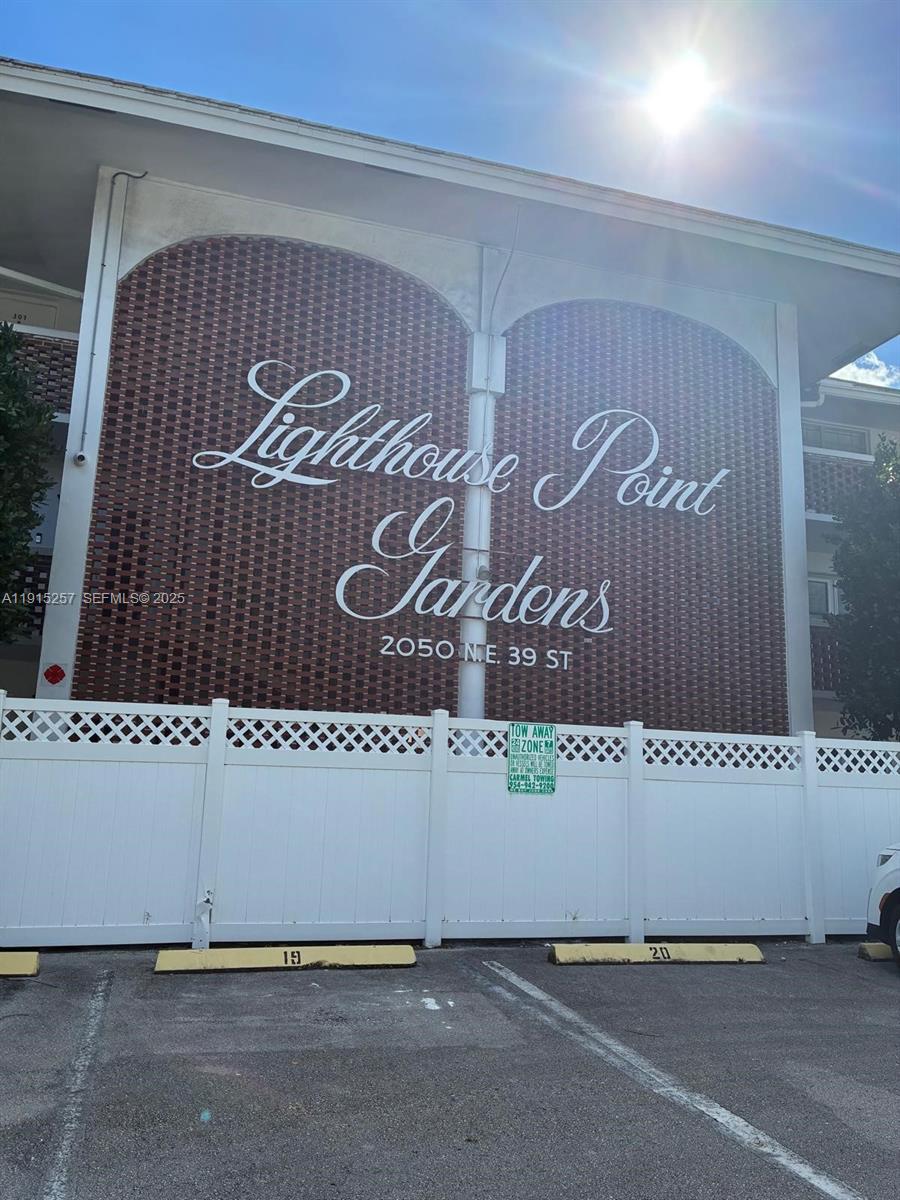 2050 NE 39th Street 311, Lighthouse Point, FL 33064, Lighthouse Point