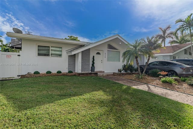 314 SE 3rd Street, Dania Beach, FL 33004