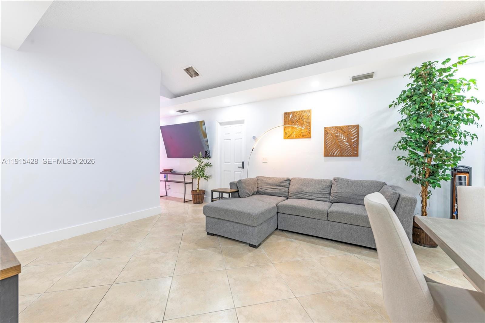 314 SE 3rd Street, Dania Beach, FL 33004 photo 11