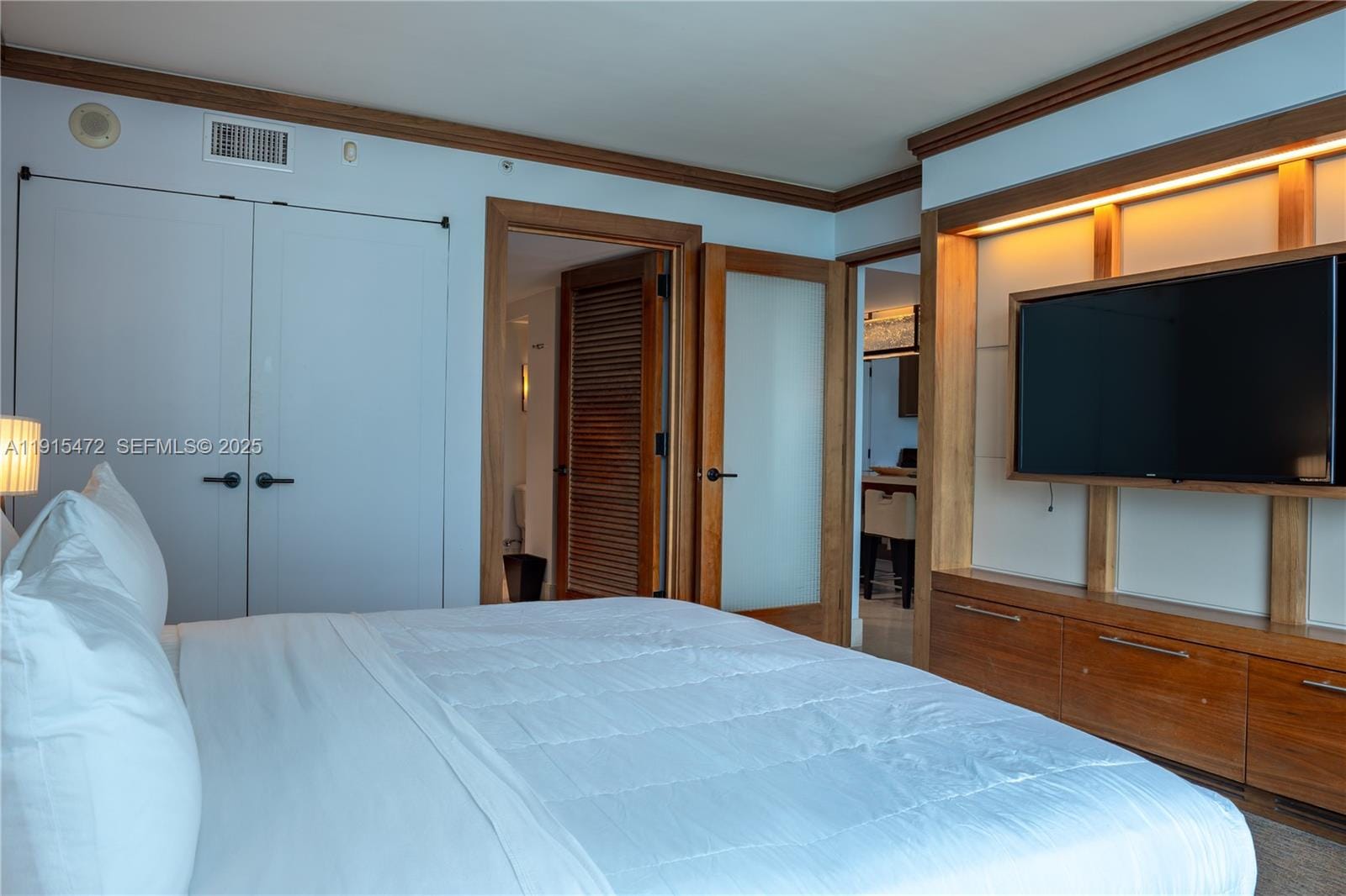 6801 Collins Avenue 1002 — photo 3