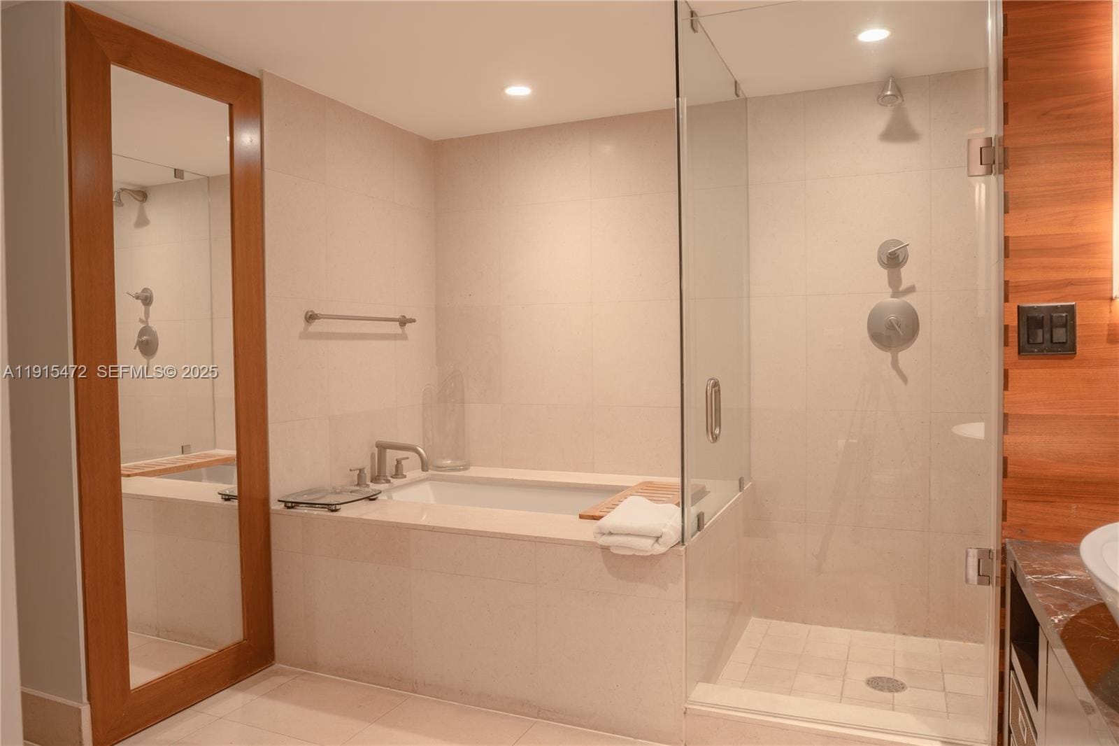 6801 Collins Avenue 1002 — photo 7