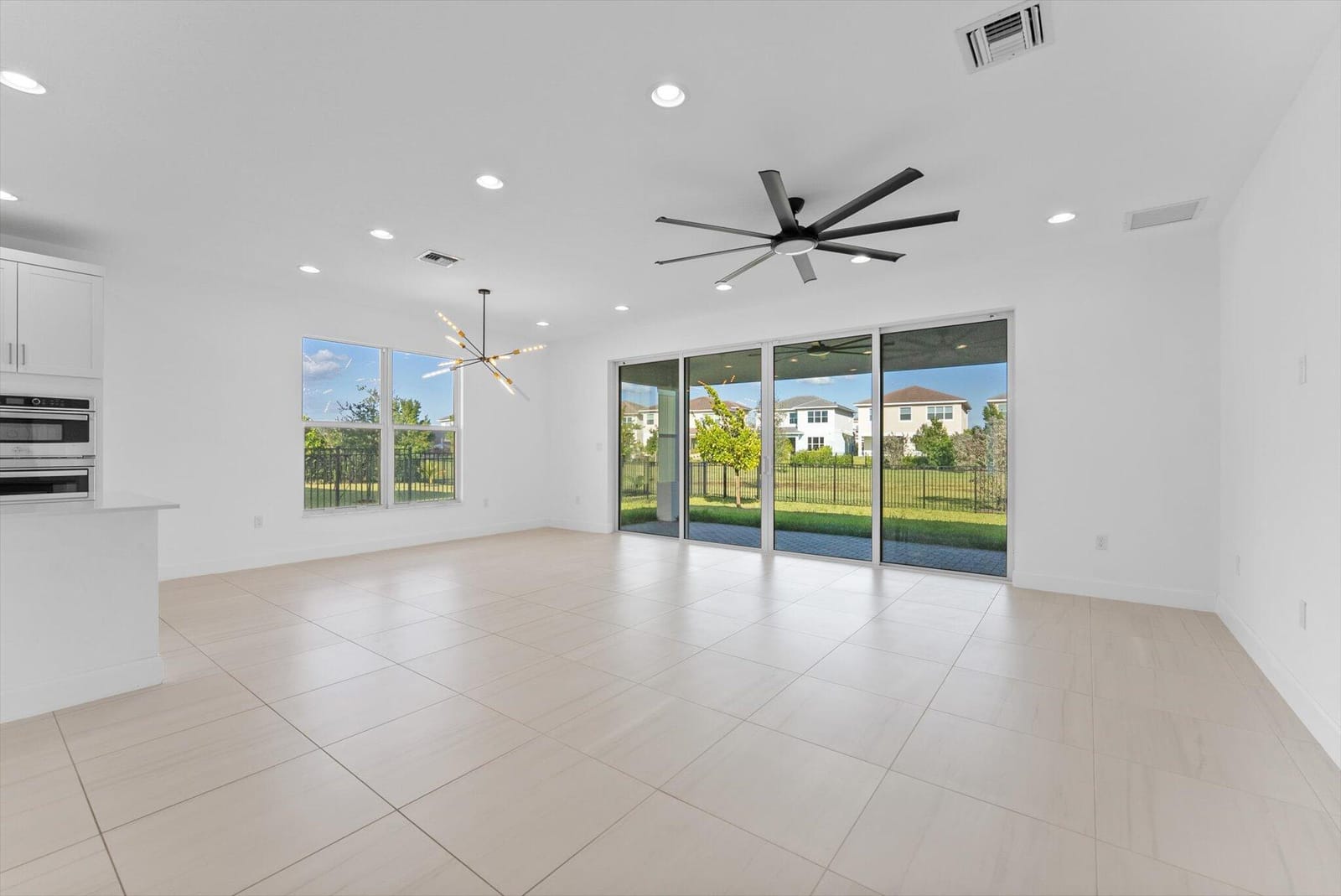 1346 Harvester Crossing — photo 10