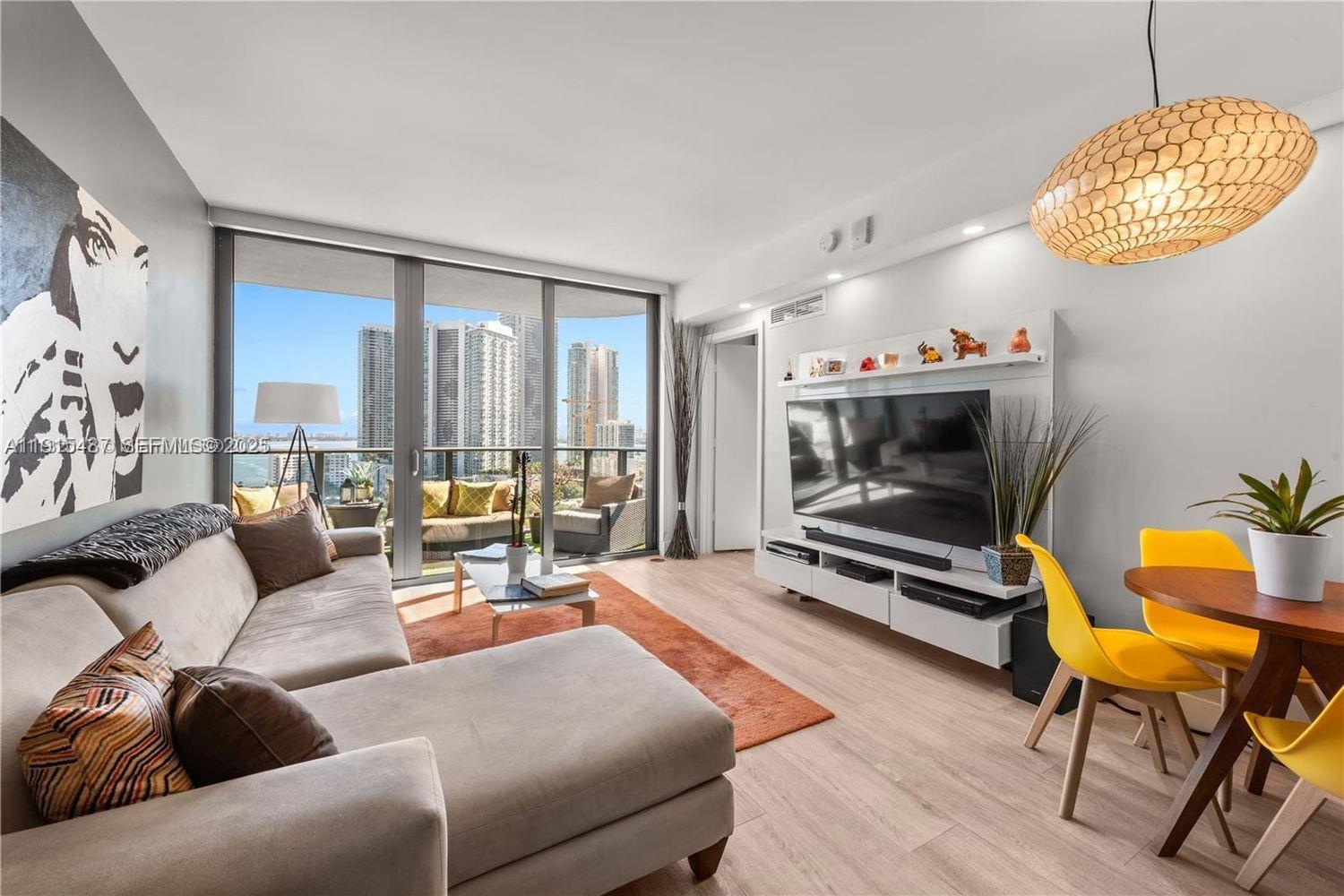 121 NE 34th Street 1705, Miami, FL 33137, Miami