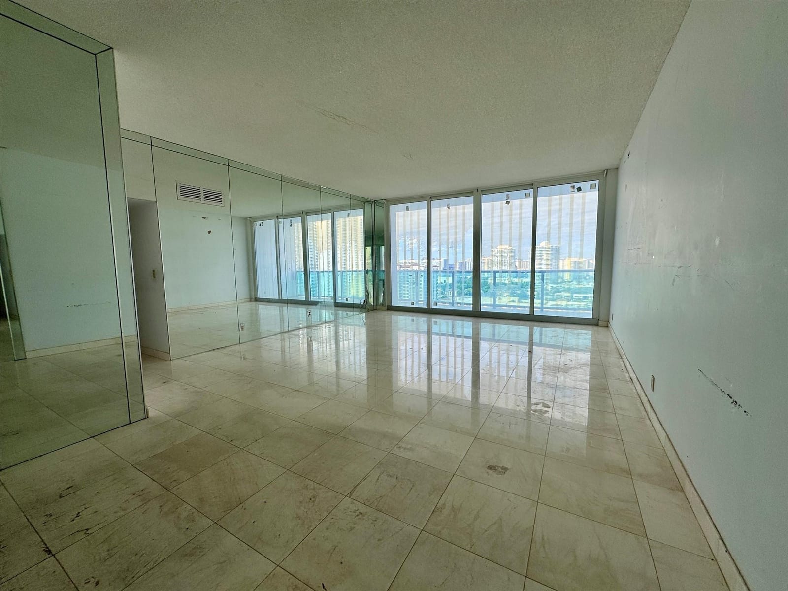 100 Bayview Drive PH28 — photo 4