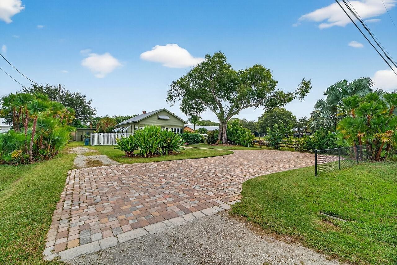 4876 Christensen Road, Fort Pierce, FL 34981 photo 6