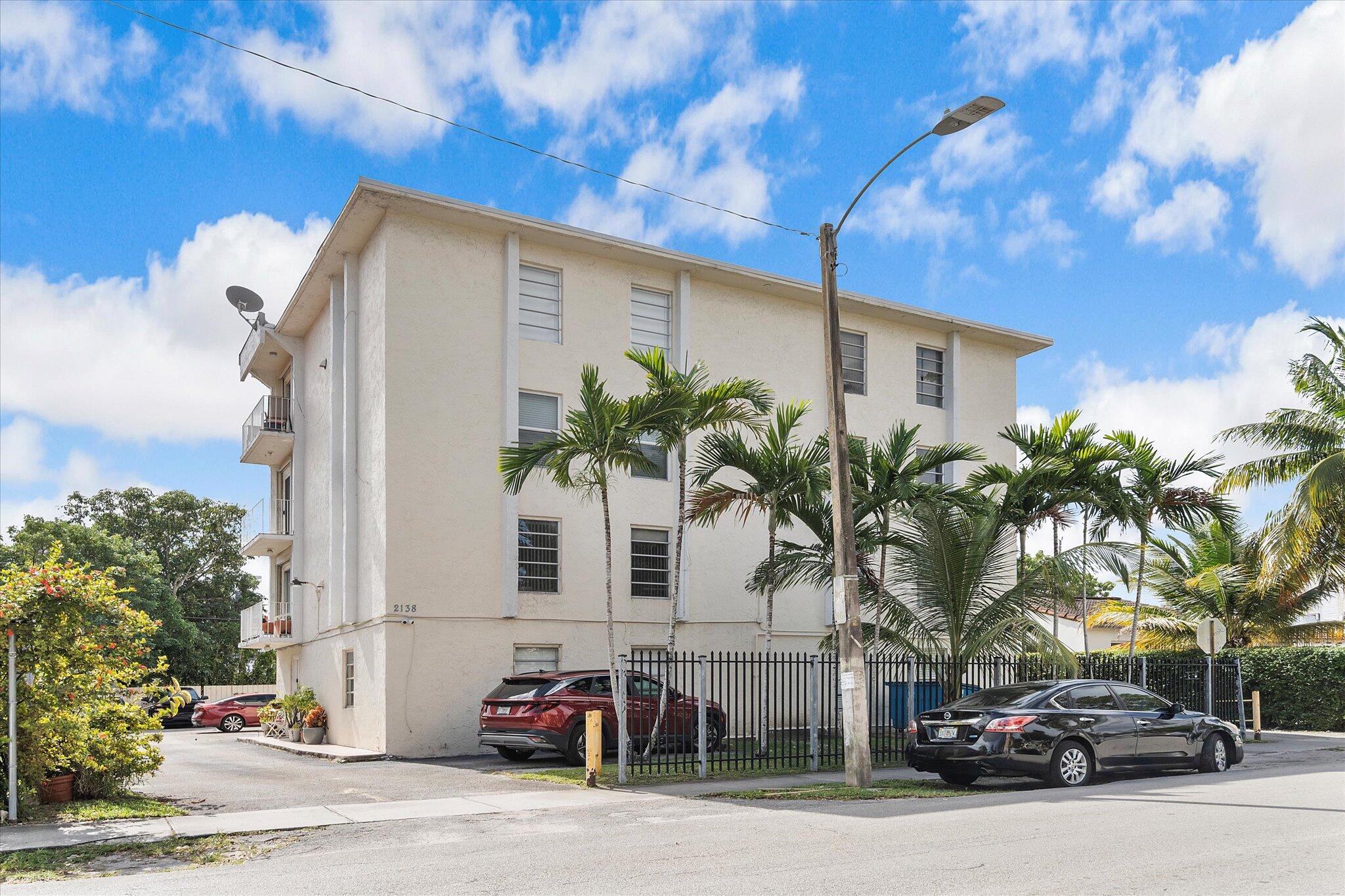 2138 SW 6th Street 301, Miami, FL 33135, Miami