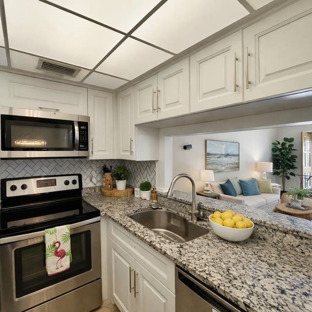 7106 Golf Colony Court 104, sold in Lucerne Lakes Golf Colony Condos 1 Thru 12 And 14, Lake Worth, FL