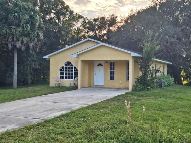 3307 NW 39th Avenue, Okeechobee, FL 34972