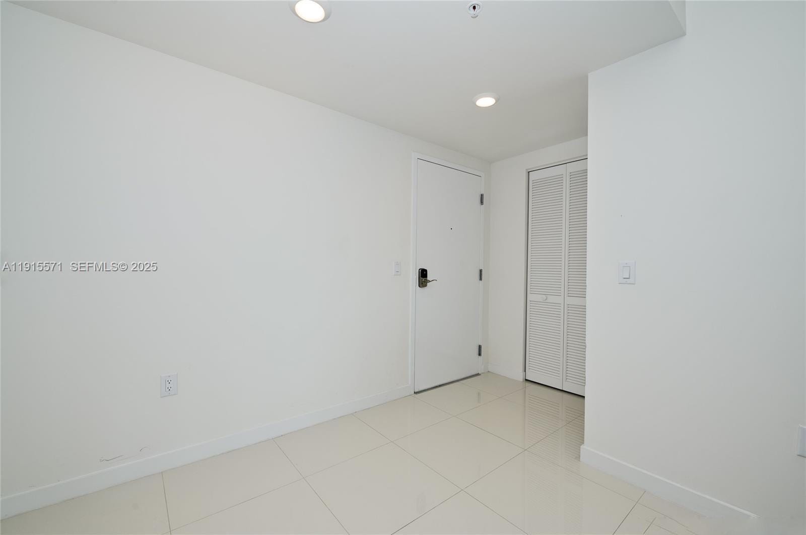 7661 NW 107th Avenue 514 — photo 8