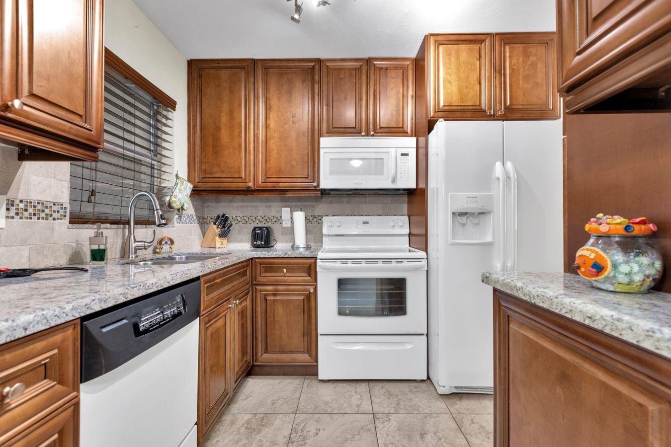 6850 Royal Palm Boulevard G 106 — photo 4