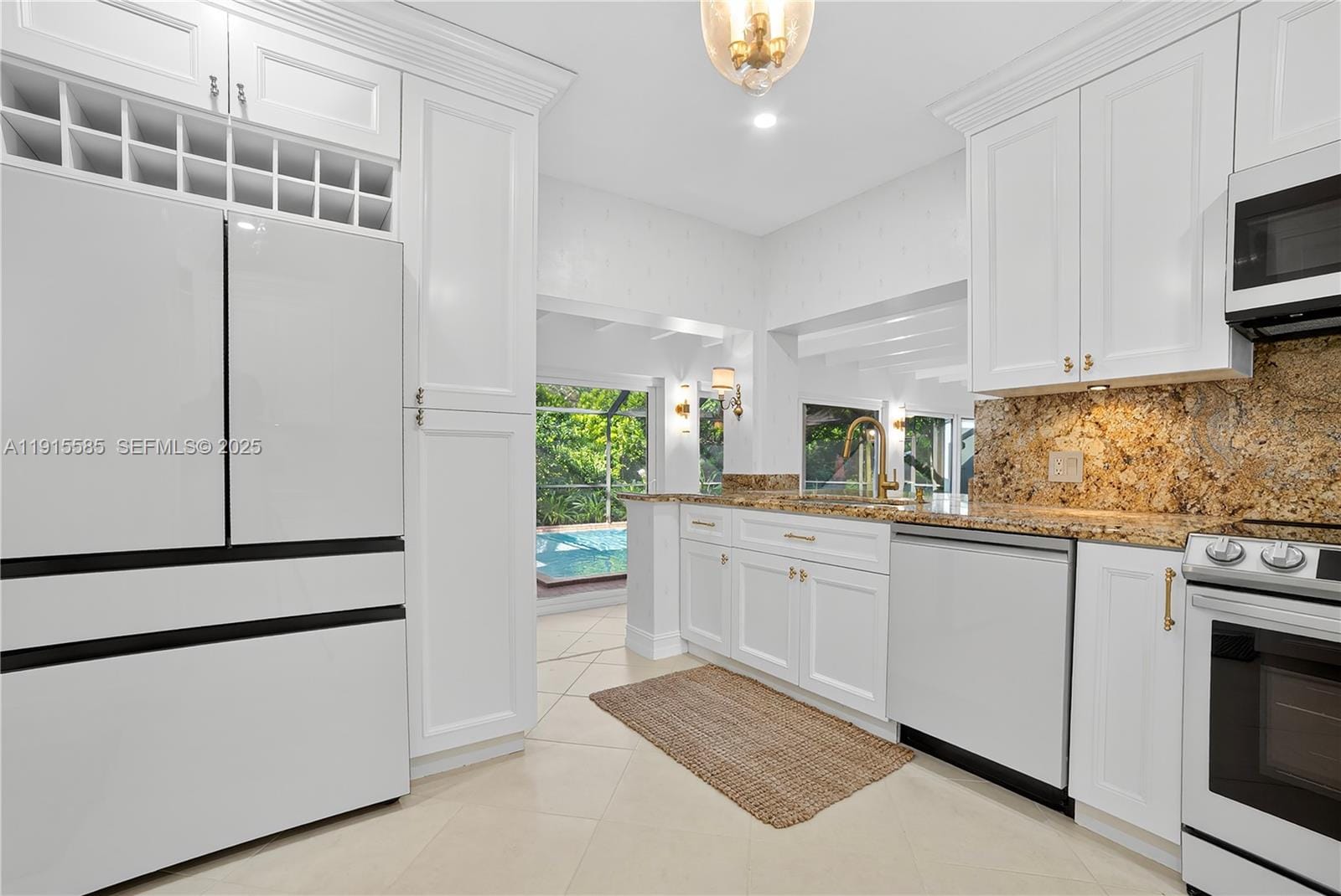 8225 SW 151st Street, Palmetto Bay, FL 33158 photo 6