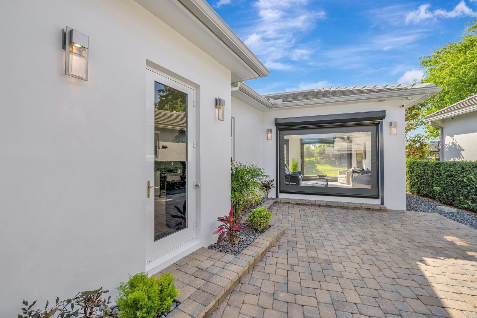 510 S Cortez Drive — photo 8