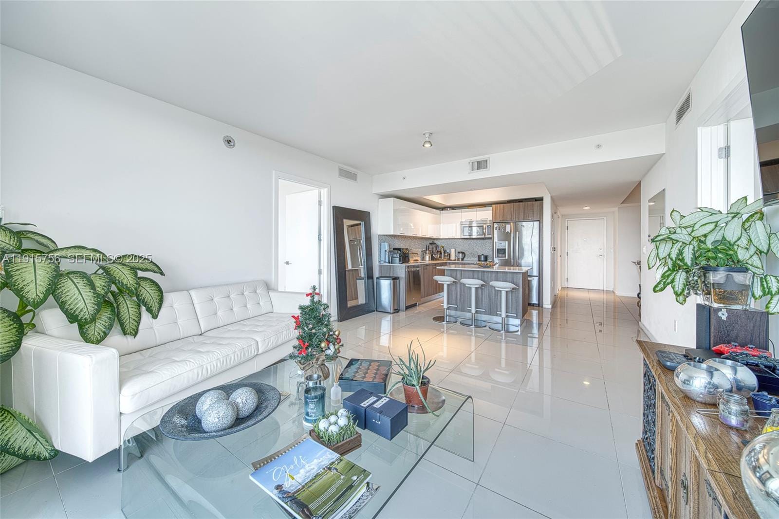 5252 NW 85th Avenue 1910, Doral, FL 33166 photo 3